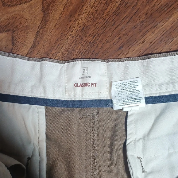 GAP Tan Chinos Flat Front Straight Cut - Picture 2 of 4